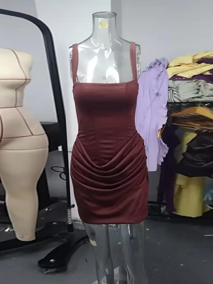 Robes de soirée pour femmes Corset plissé Slip robe courte Chic femme sans manches dos nu hanche paq