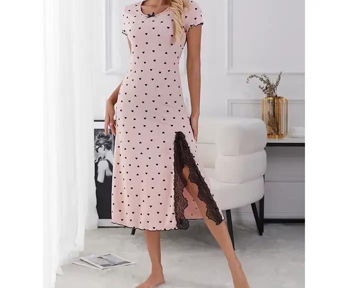 Robe de nuit longue élastique pour femme avec bordure en dentelle et tricot côtelé à pois