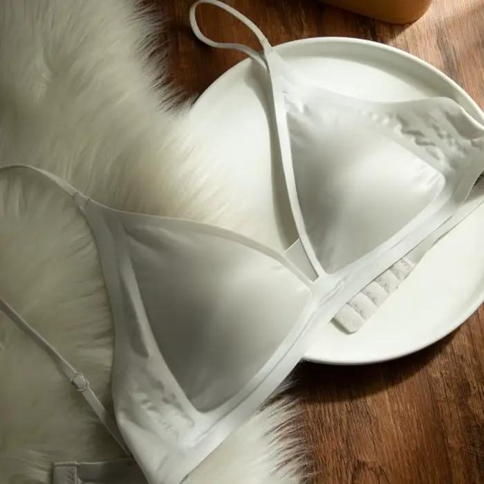 Soutien-gorge français en Satin de lait, décolleté en v profond, sans fil, Support doux, sans coutur