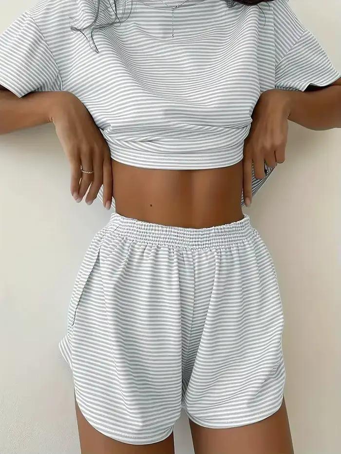 Nouvel ensemble pyjama rayé pour femme 2026 – T-shirt à manches courtes et short 2 pièces pour l'été