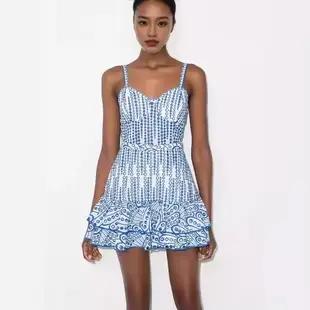 Robe à bretelles, nouveau style, haut tubulaire brodé, sexy, bretelles courtes, été 2025
