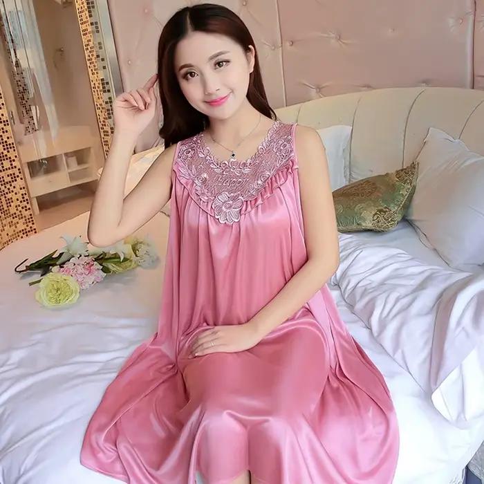 Robe de nuit en satin pour femme, col en V, dentelle, couleurs assorties, fluide, pour l'été, vêteme