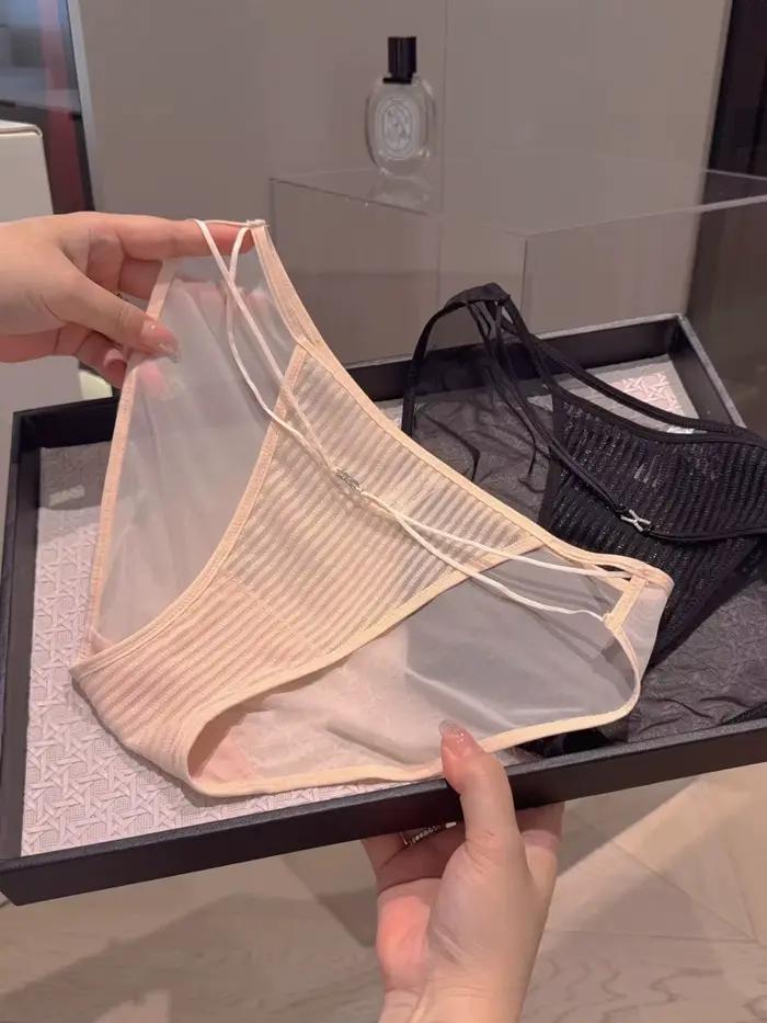 Sous-vêtements Sexy en dentelle pour femmes, culotte à fente haute Pure Desire pour filles, bas en c