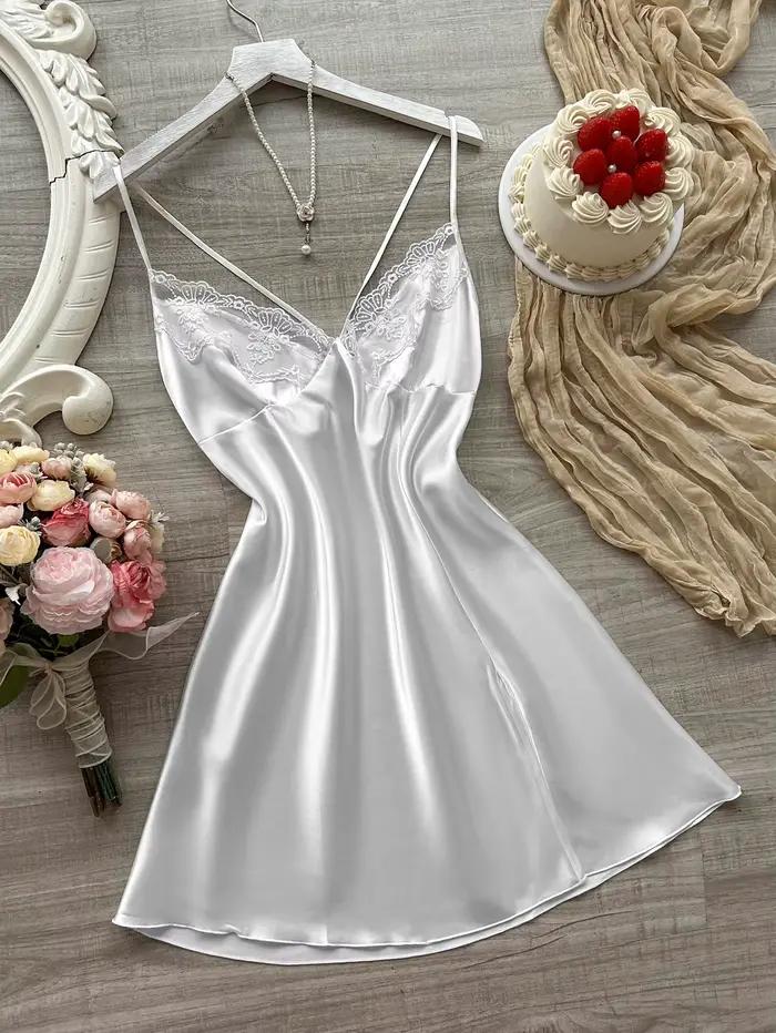 Chemise de nuit pour femmes