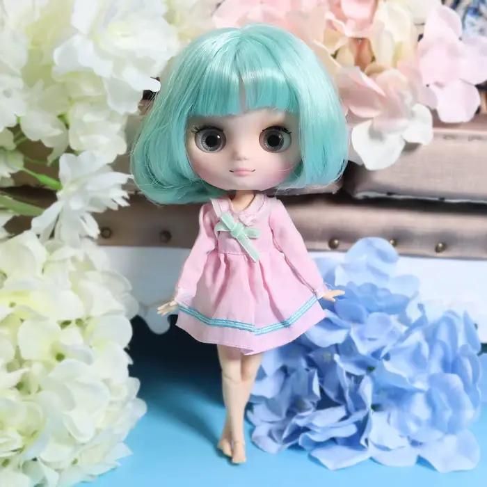 Poupée DBS Middie Blyth 20 cm, corps articulé nu avec geste de la main, 1/8 BJD