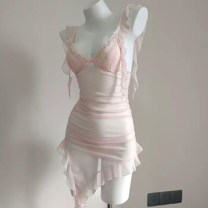 Robe de nuit à bretelles pour femmes