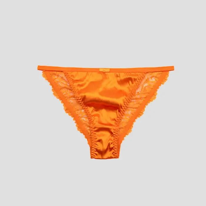 String en dentelle taille basse pour femmes