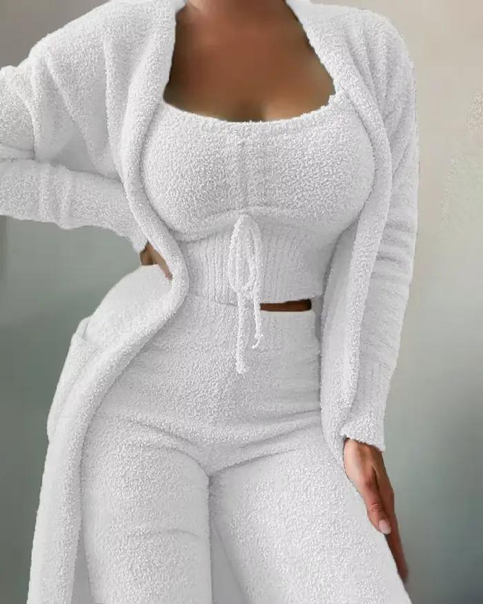 Ensemble trois pièces pyjama en peluche pour femmes