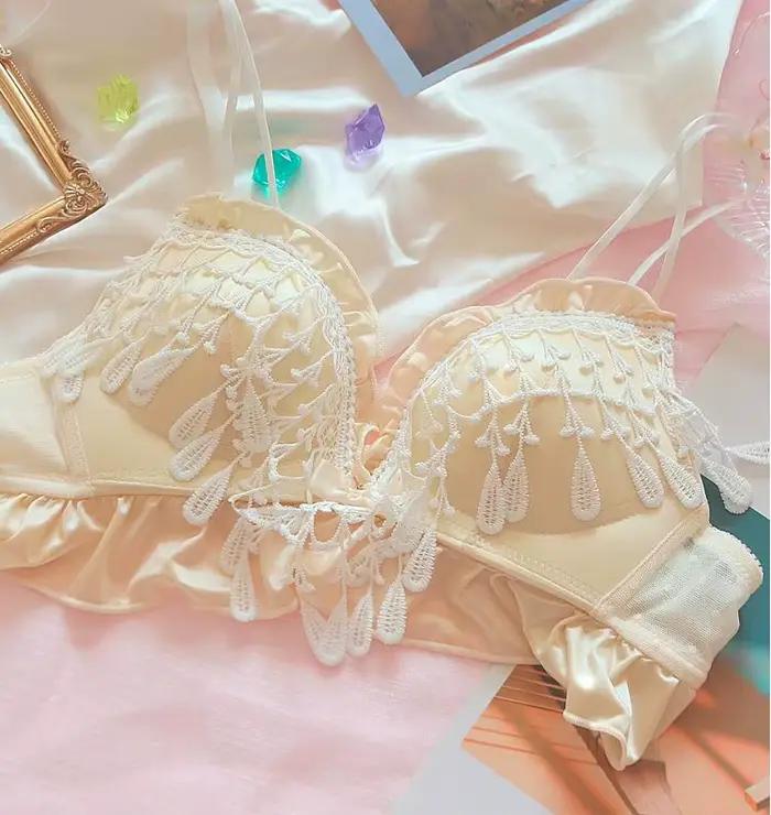 Soutien-gorge en dentelle pour adolescentes