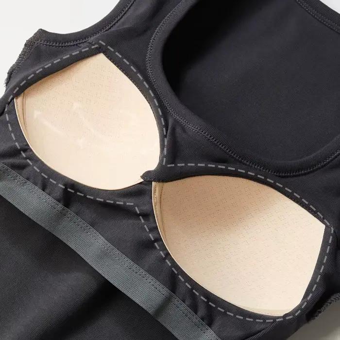 Nouveau débardeur intégré avec soutien-gorge pour femme, printemps-été 2026, respirant, pour le sport, avec t-shirt, coupe ajustée, uni, polyvalent