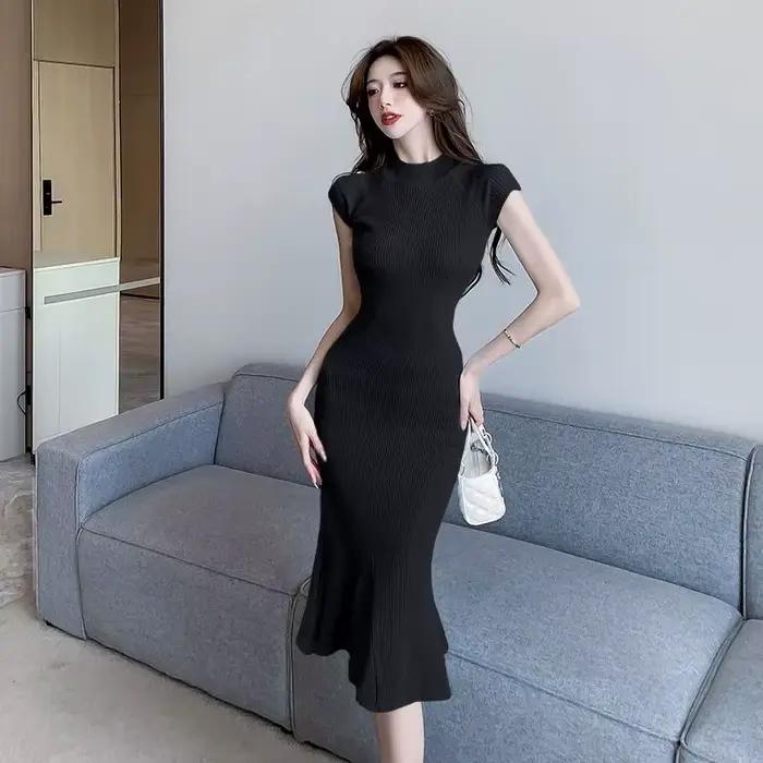 Robe corset mi-longue au crochet pour femme