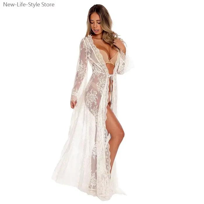 Chemise de nuit longue transparente en dentelle blanche