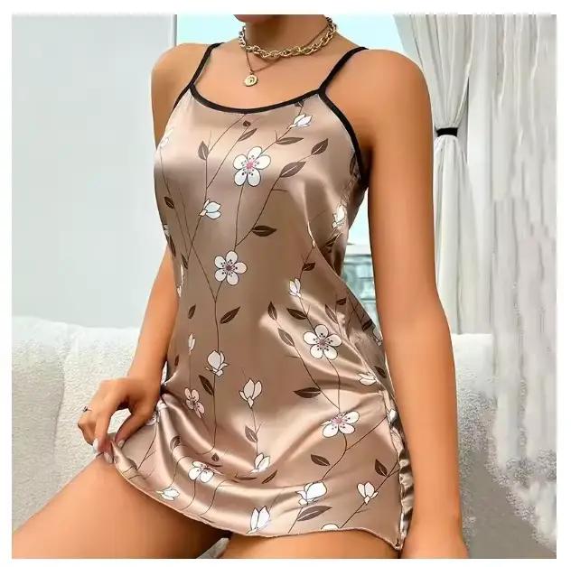 Chemise de nuit sexy en satin pour femmes