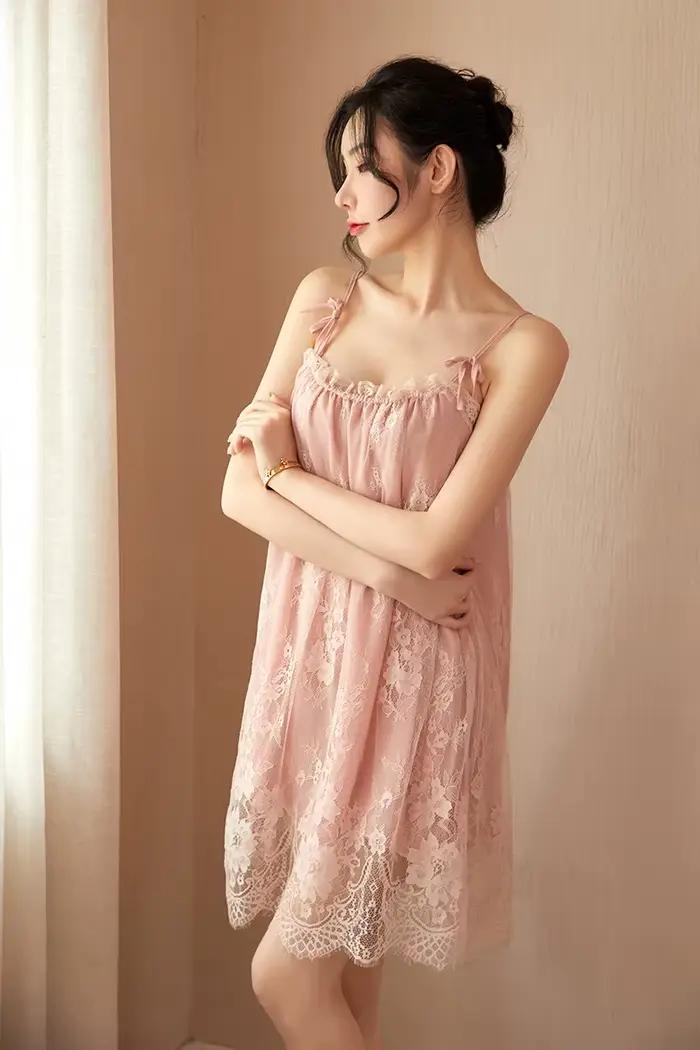 Vêtements de nuit sexy pour femmes