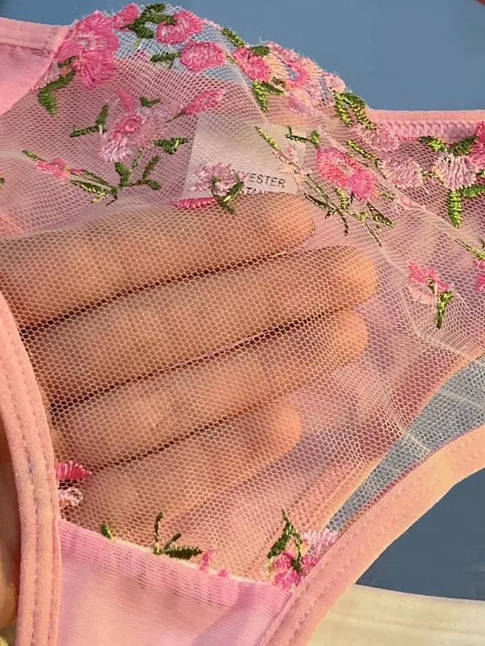 Lingerie érotique femme soutien-gorge et slip femmes Floral broderie ensemble de sous-vêtements Sexy dentelle