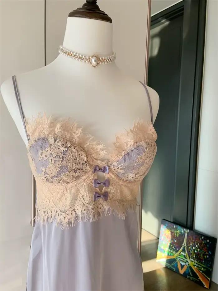 Vêtements de nuit violets pour dames
