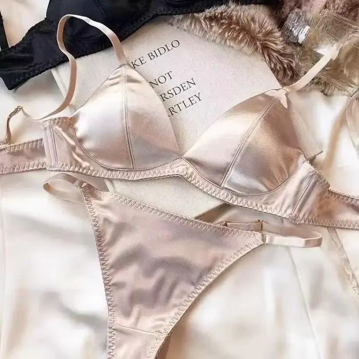 Soutien-gorge Triangle français