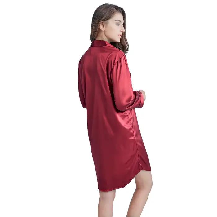 Chemise de nuit sexy en satin pour femme