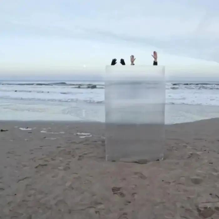 Nouvel ensemble de performance furtive Invisible Shield : Feuille de camouflage corporelle portable pour extérieur, miroir lenticulaire invisible Stealth Pillar