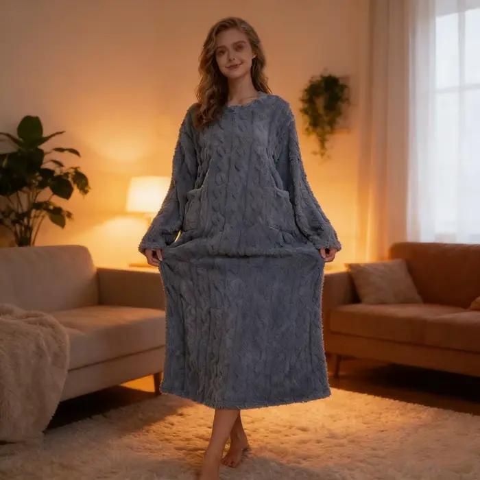 Chemise de nuit en polaire pelucheuse pour femme
