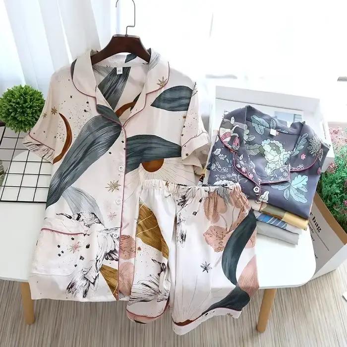 Pyjama à manches courtes pour femmes