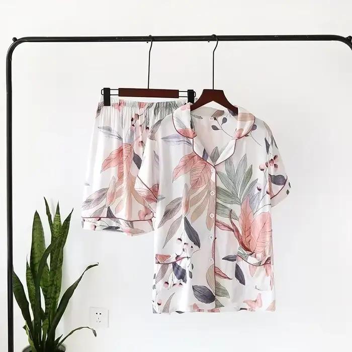 Pyjama à manches courtes pour femmes