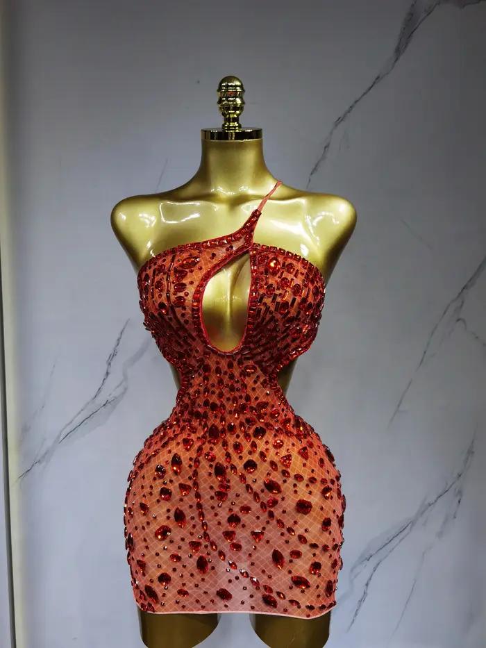 Robe de soirée de luxe sexy dos nu ajourée ornée de diamants pour anniversaire, scène, boîte de nuit et bal de promo