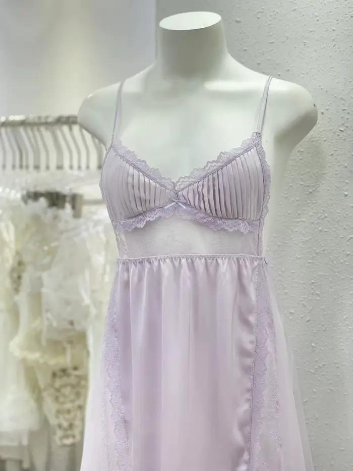 Robe de nuit à volants à col en V pour femmes