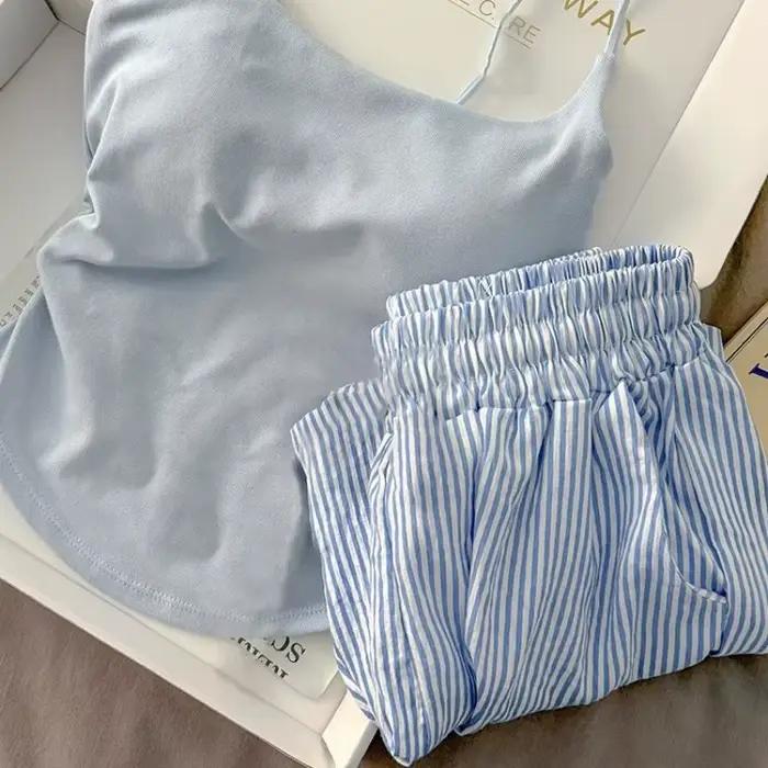 Pyjama pour femmes en été