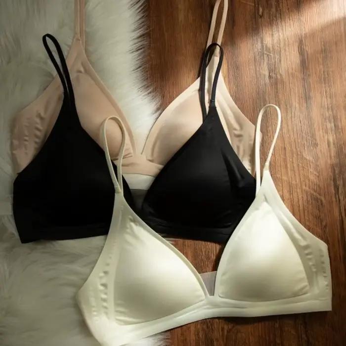 Soutien-gorge en satin laiteux à col en V profond