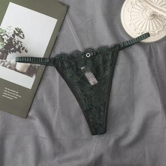 Femmes Sexy à lacets découpé string sous-vêtements respirants