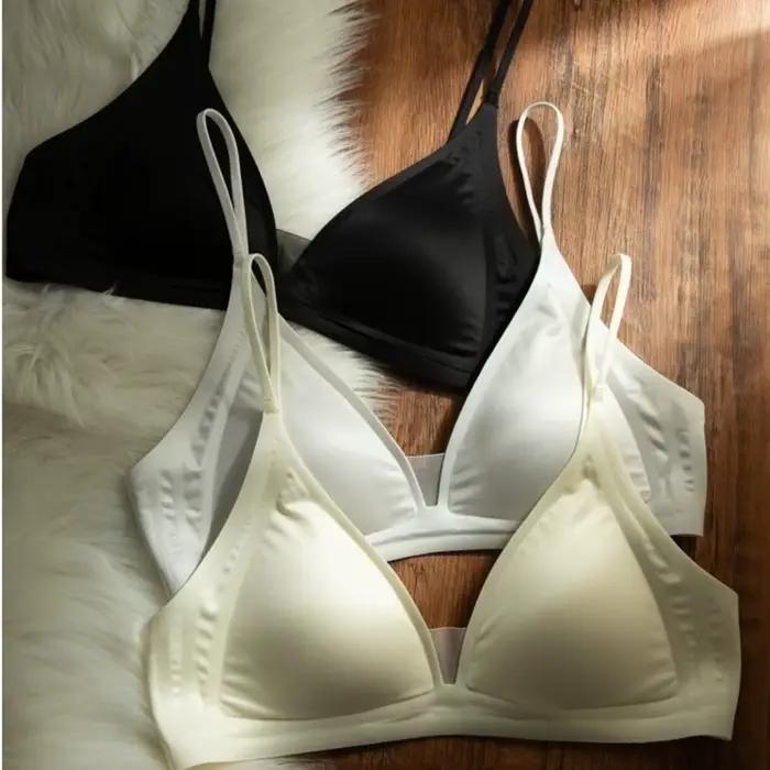 Soutien-gorge en satin laiteux à col en V profond