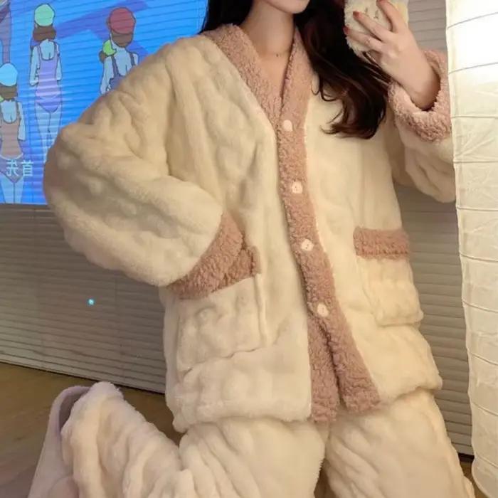 Pyjama en molleton de corail pour femme
