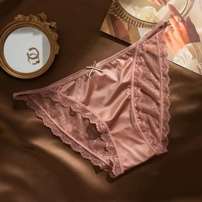 Culotte en dentelle pour femme
