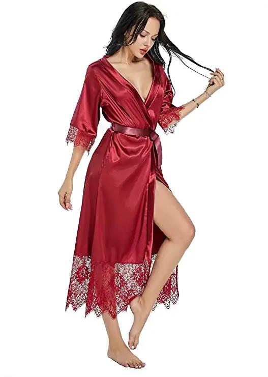 Peignoir en satin doux pour femmes