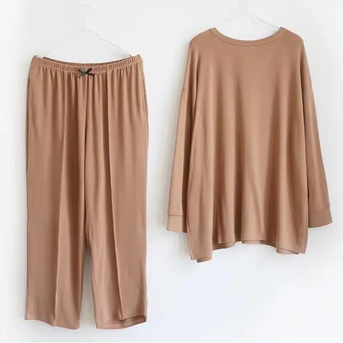 Pyjama deux pièces monochrome à manches longues et col en V pour femme