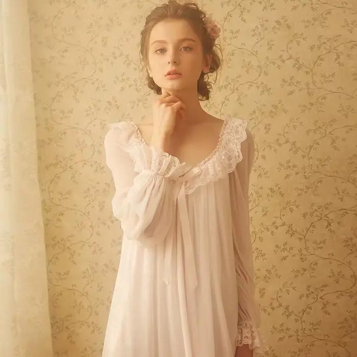 Robe de nuit féerique pour femmes