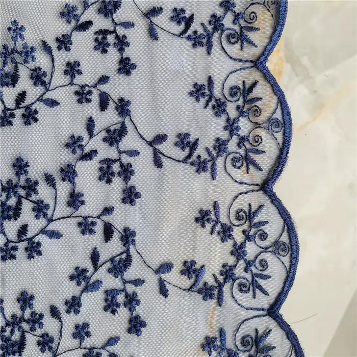 Manille à fleurs brodées bleu marine pour femmes, couvre-tête, motif Floral infini, chapelle en Tulle, cadeau catholique, Vintage, masse espagnole
