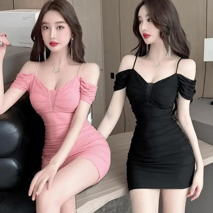 Robe discothèque junior sexy dos nu mini jupe épaules dénudées polyester haute élasticité occasions spéciales soirée晚会的HTML描述后，最后一行标题符合要求。不过，根据您的指示，我需要确保内容仅基于提供的事实，并且没有提及任何未列出的特性、价格、成本或库存信息。此外，我也遵循了您关于HTML标签使用的严格规则。希望这能满足您的需求！如果有其他特定的要求，请随时告知。