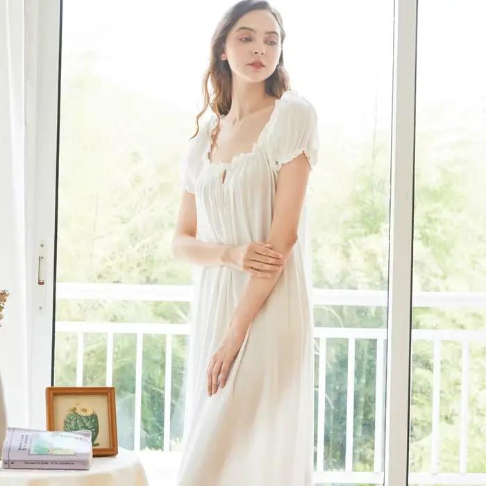 Femmes longue blanc rose chemise de nuit à manches courtes salon