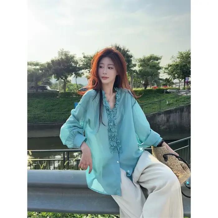 Chemise en lin à col en V pour femme