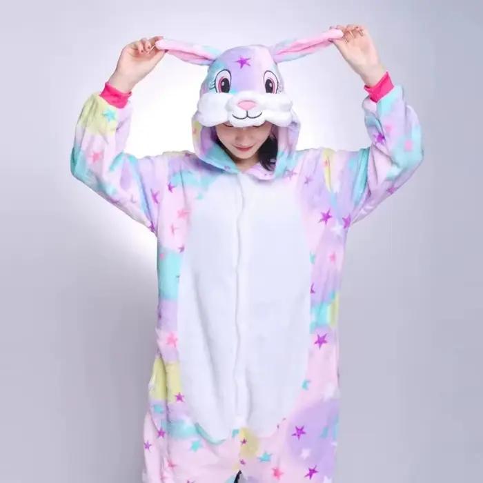 Pyjamas familiaux assortis en forme d'animaux, combinaisons lapin étoile arc-en-ciel avec chapeau, vêtements de nuit doux et confortables pour adultes et enfants filles
