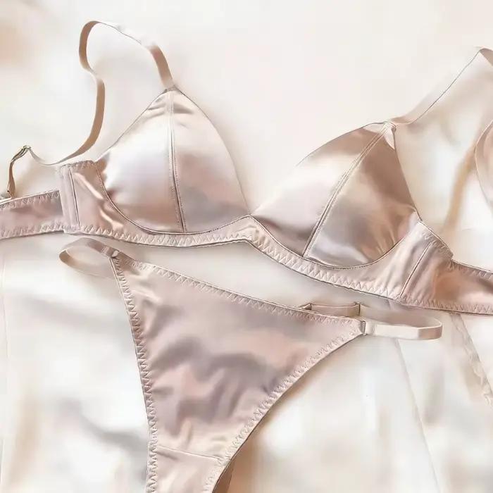 Soutien-gorge Triangle français