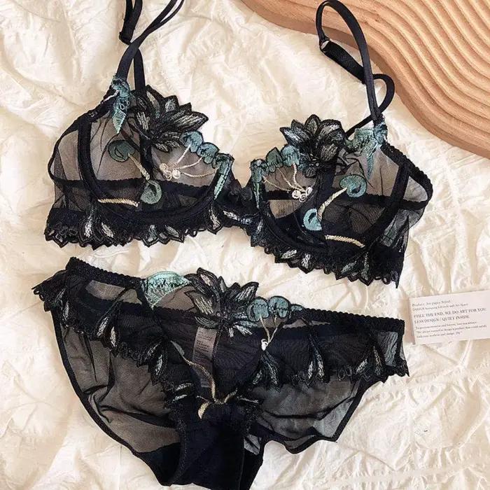 Soutien-gorge de luxe sexy en dentelle brodée cerise