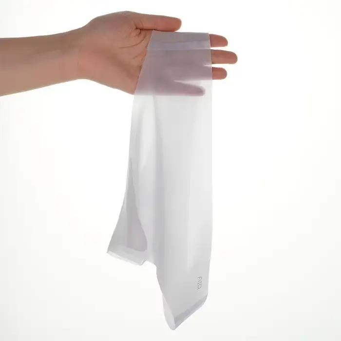 String Transparent pour femmes