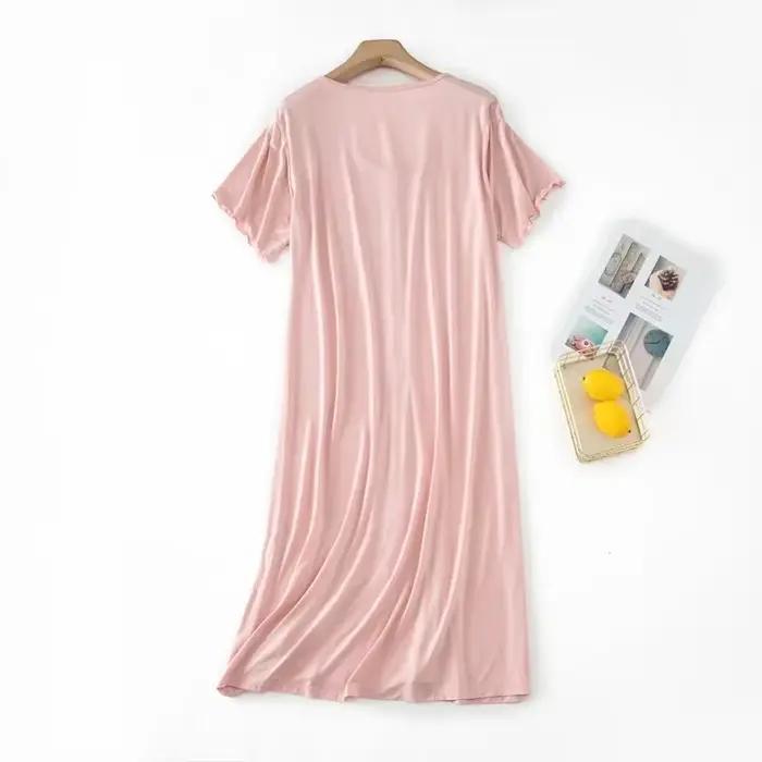 Robe de nuit mi-longue en Modal