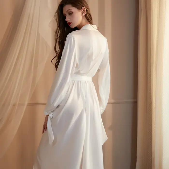 Dame à manches longues Robe chemise de nuit Sexy vêtements de détente mariée Kimono peignoir