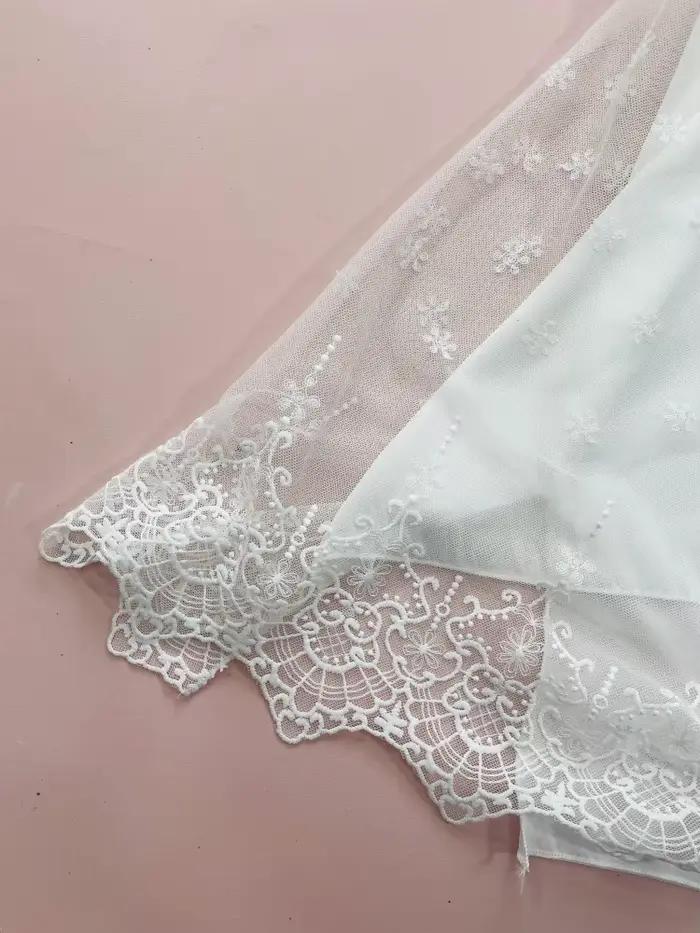 Nuisette et robe en satin trempé pour femmes