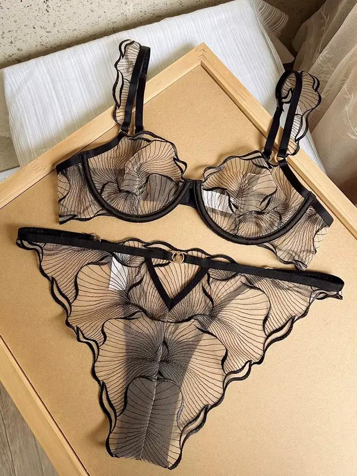 Ensemble de lingerie en dentelle ultra-fine de style européen