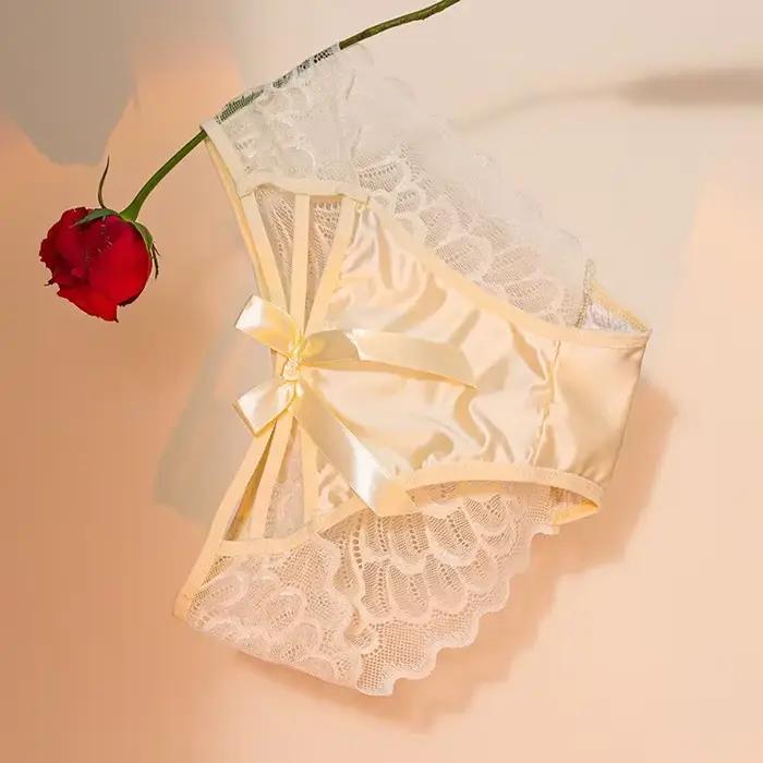 Culotte en dentelle fine pour femmes